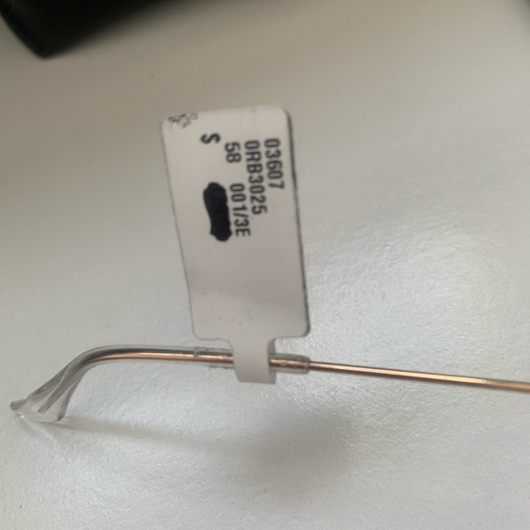 NWT Ray Ban Aviators with tags and case - Picture 3 of 7